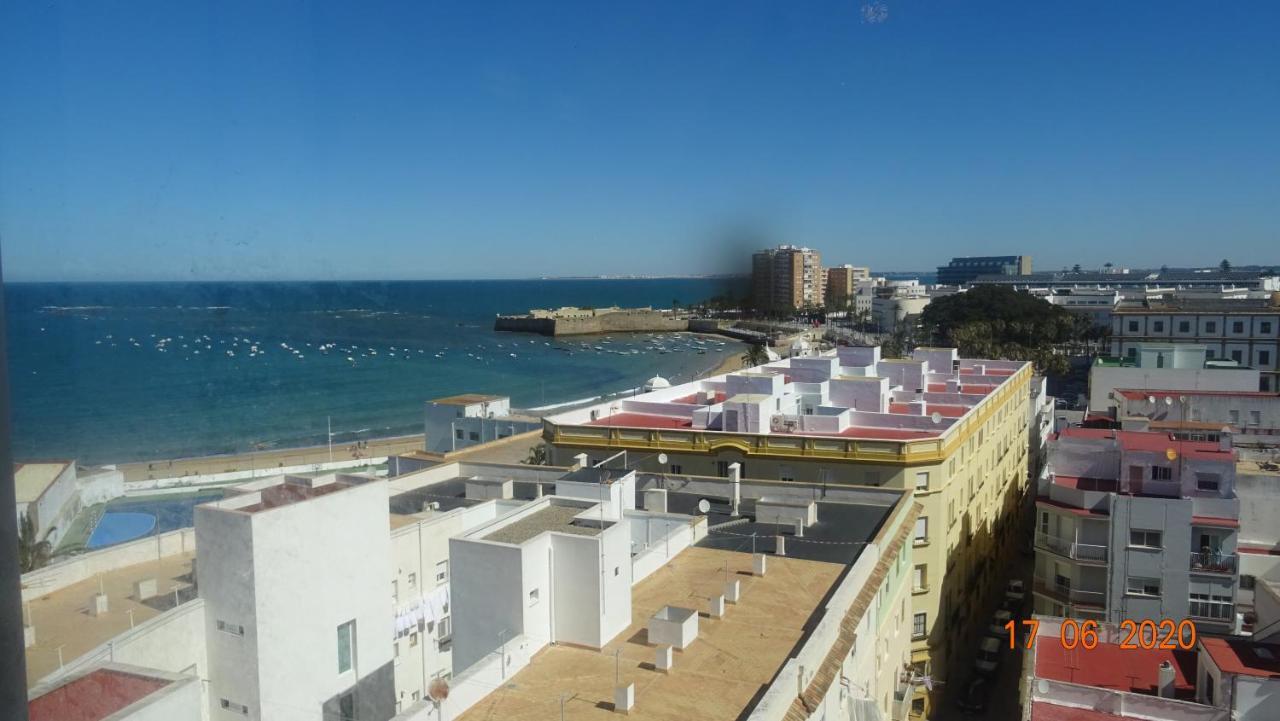 Apartamento Fenicia Con Aparcamiento Incluido Vistas Al Mar Cádiz Eksteriør bilde