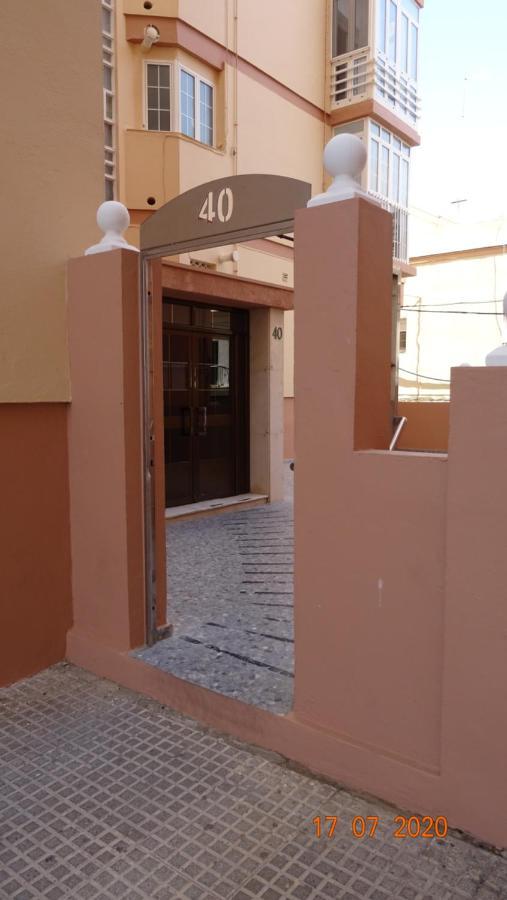 Apartamento Fenicia Con Aparcamiento Incluido Vistas Al Mar Cádiz Eksteriør bilde