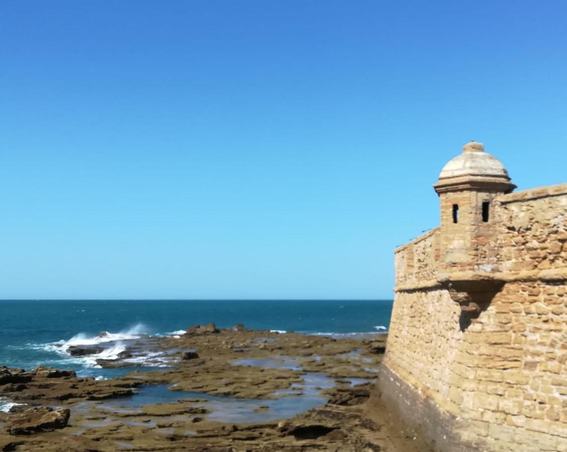 Apartamento Fenicia Con Aparcamiento Incluido Vistas Al Mar Cádiz Eksteriør bilde