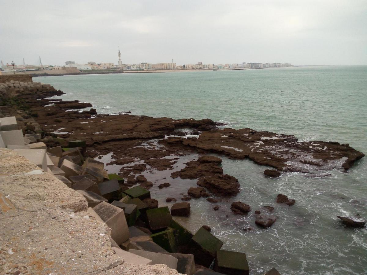 Apartamento Fenicia Con Aparcamiento Incluido Vistas Al Mar Cádiz Eksteriør bilde