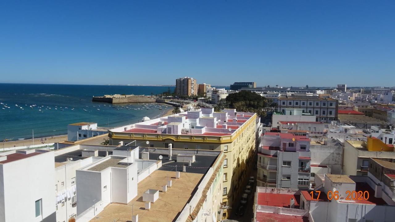 Apartamento Fenicia Con Aparcamiento Incluido Vistas Al Mar Cádiz Eksteriør bilde